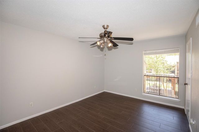 3300 Pebblebrook Drive 36, Seabrook, TX 77586