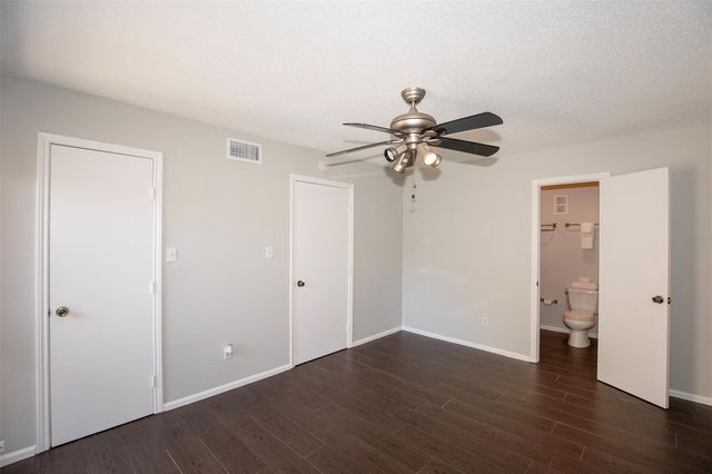 3300 Pebblebrook Drive 36, Seabrook, TX 77586
