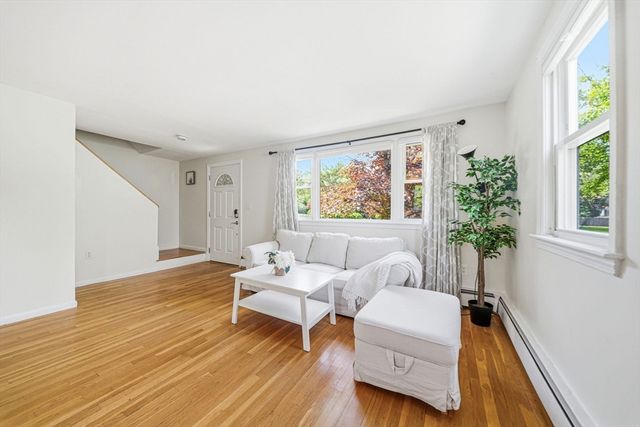 18 Bradford Road 18, Winchester, MA 01890