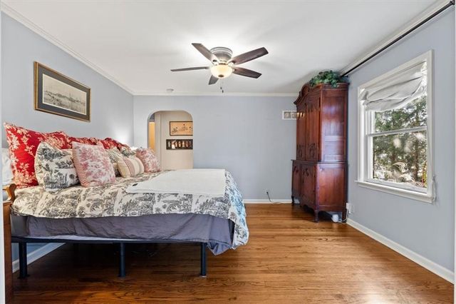 5426 Mission Road, Fairway, KS 66205
