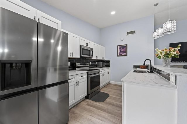 8431 WAKULLA DRIVE, Temple Terrace, FL 33637