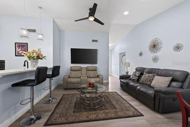 8431 WAKULLA DRIVE, Temple Terrace, FL 33637