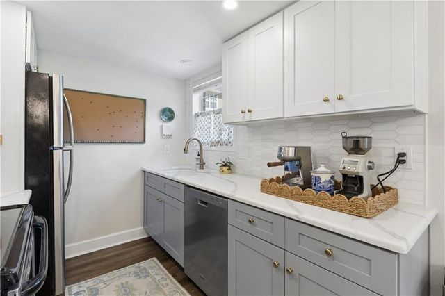6900 Roswell Road F1, Atlanta, GA 30328