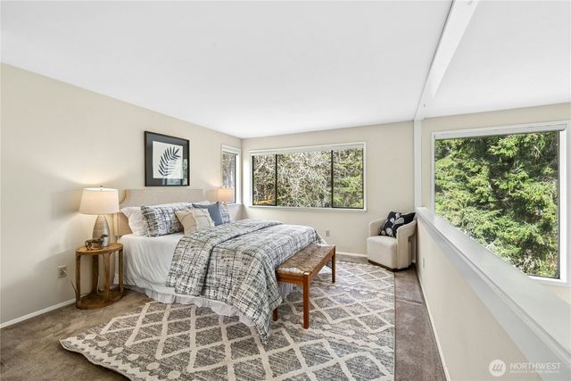 11649 NE Sunset Loop, Bainbridge Island, WA 98110