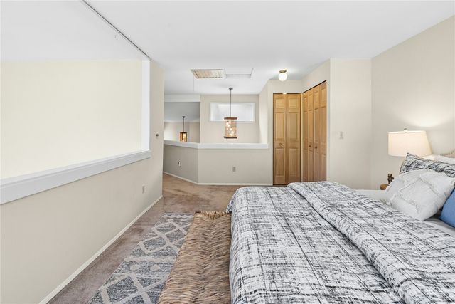 11649 NE Sunset Loop, Bainbridge Island, WA 98110