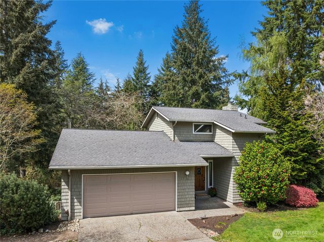 11649 NE Sunset Loop, Bainbridge Island, WA 98110