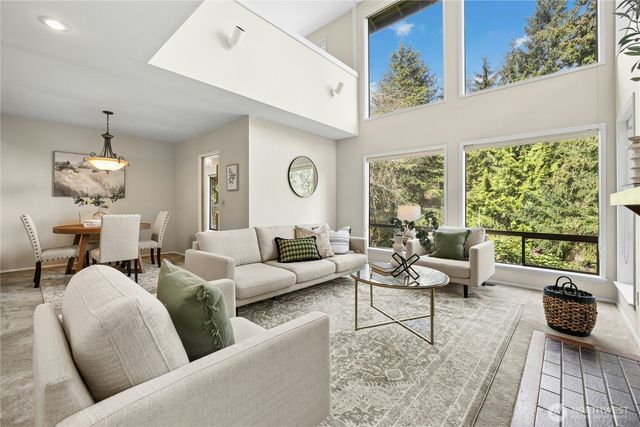 11649 NE Sunset Loop, Bainbridge Island, WA 98110