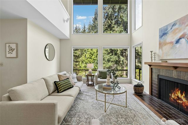 11649 NE Sunset Loop, Bainbridge Island, WA 98110