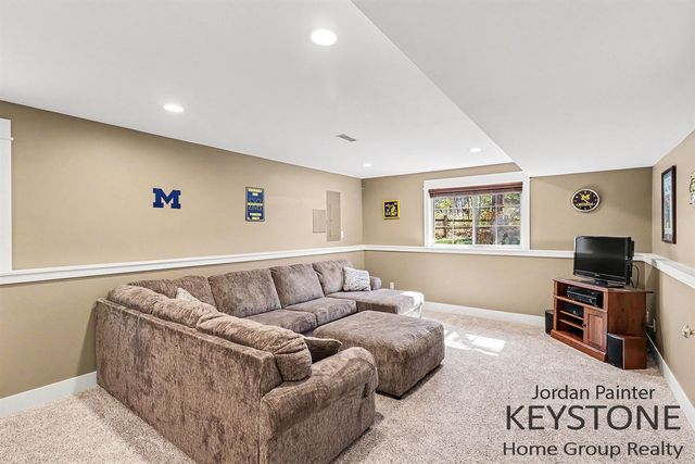 1687 Nature View Lane, Allegan, MI 49010