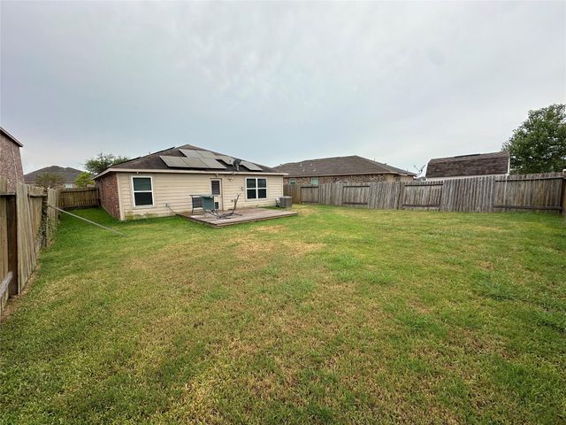 12210 Wavecrest Road, La Marque, TX 77568