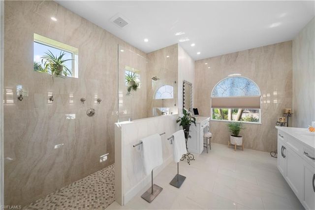 9230 Gypsum WAY, Naples, FL 34120