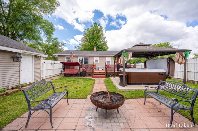1852 Collingwood Avenue Sw, City Of Wyoming, MI 49519