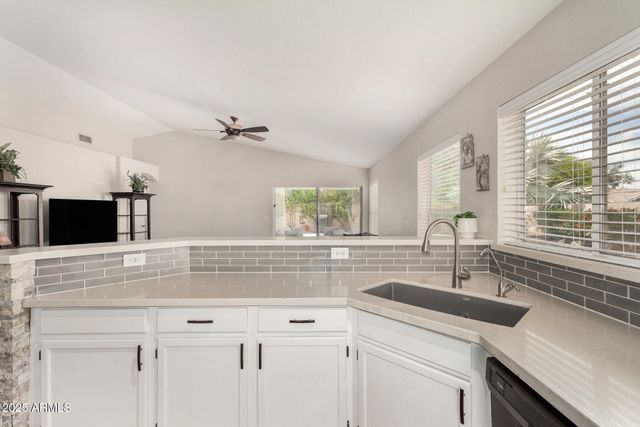 1653 E GAIL Drive, Chandler, AZ 85225