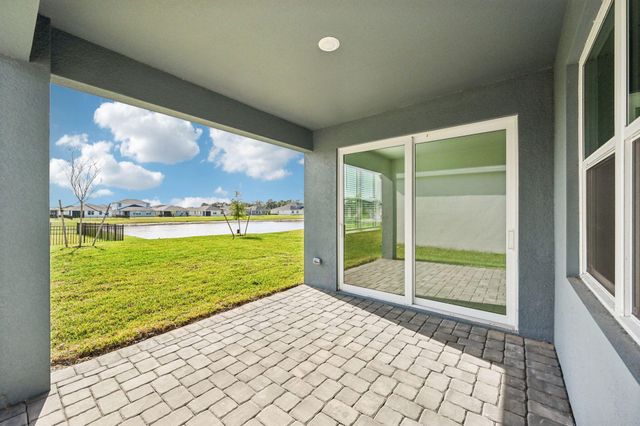 11262 NW Blockbird Drive, Port St Lucie, FL 34987