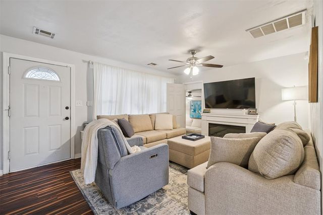 1707 Oxford Way, Oklahoma City, OK 73120