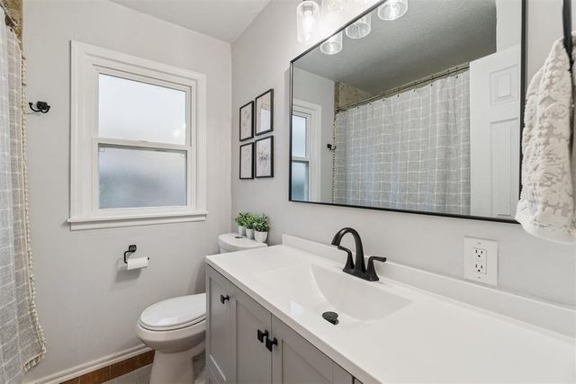 1707 Oxford Way, Oklahoma City, OK 73120