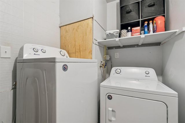 1707 Oxford Way, Oklahoma City, OK 73120