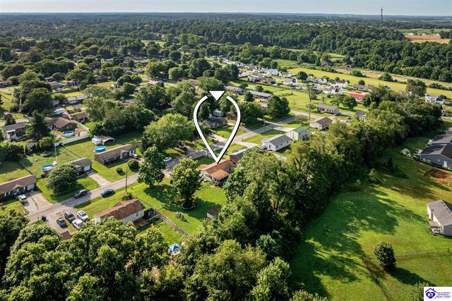 109 Debbie Drive, Vine Grove, KY 40175