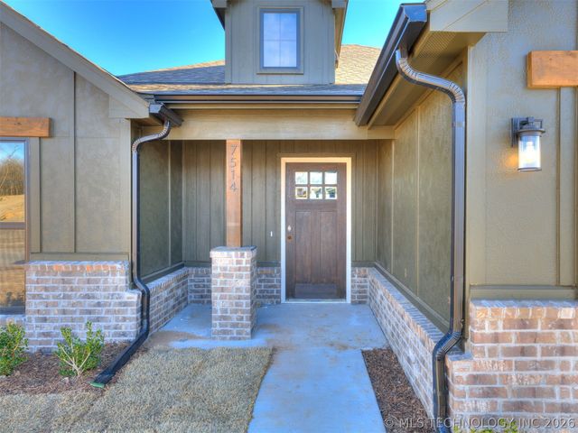 7514 E 90th Place North, Owasso, OK 74055