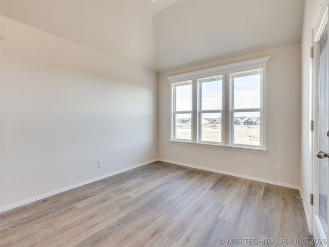 7514 E 90th Place North, Owasso, OK 74055