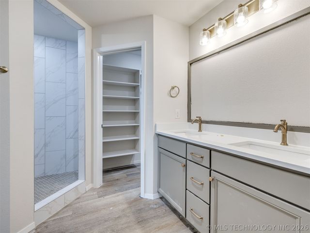 7514 E 90th Place North, Owasso, OK 74055