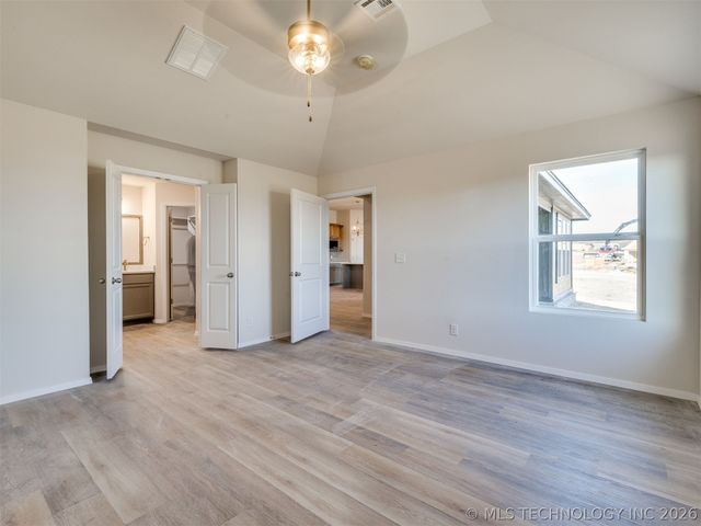7514 E 90th Place North, Owasso, OK 74055