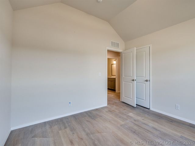 7514 E 90th Place North, Owasso, OK 74055