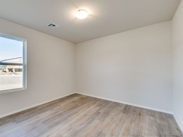 7514 E 90th Place North, Owasso, OK 74055