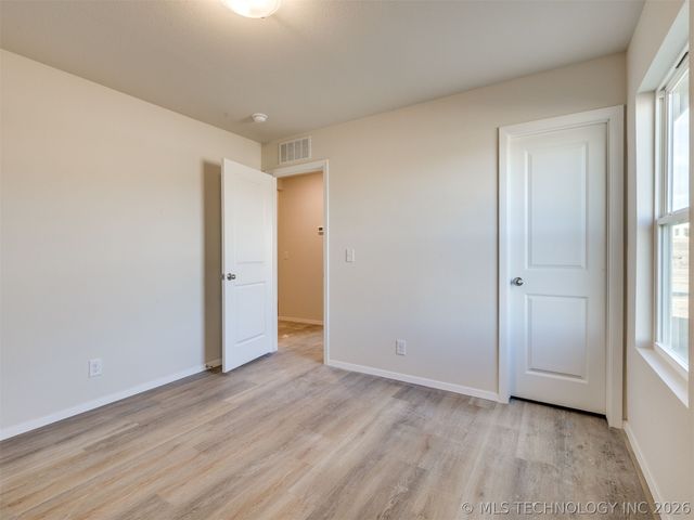 7514 E 90th Place North, Owasso, OK 74055