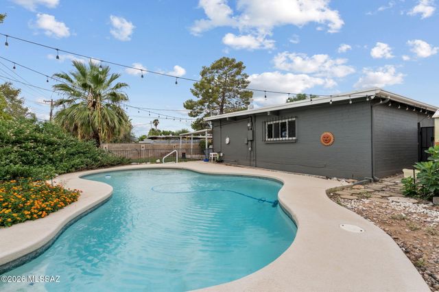 6001 E 34th Street, Tucson, AZ 85711