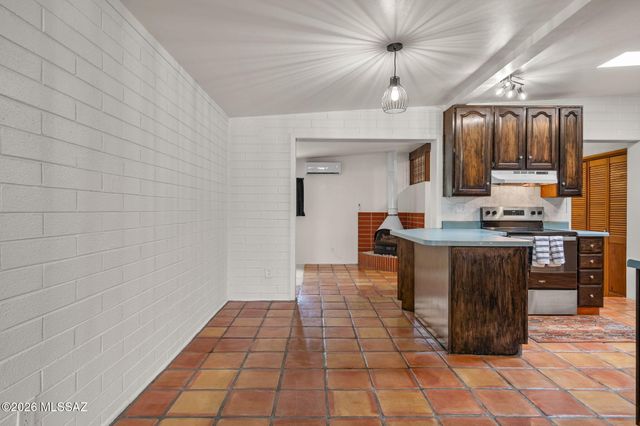 6001 E 34th Street, Tucson, AZ 85711