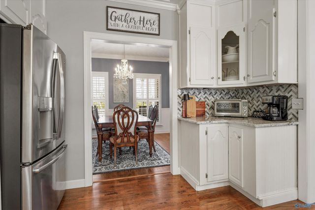 1815 Lindsay Lane S, Athens, AL 35613