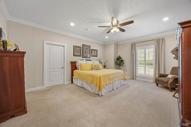 1815 Lindsay Lane S, Athens, AL 35613