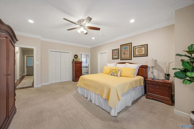 1815 Lindsay Lane S, Athens, AL 35613