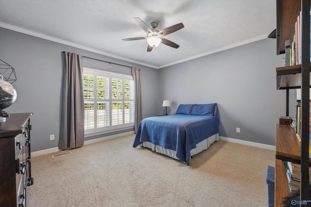 1815 Lindsay Lane S, Athens, AL 35613