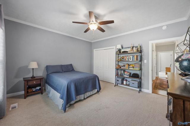 1815 Lindsay Lane S, Athens, AL 35613