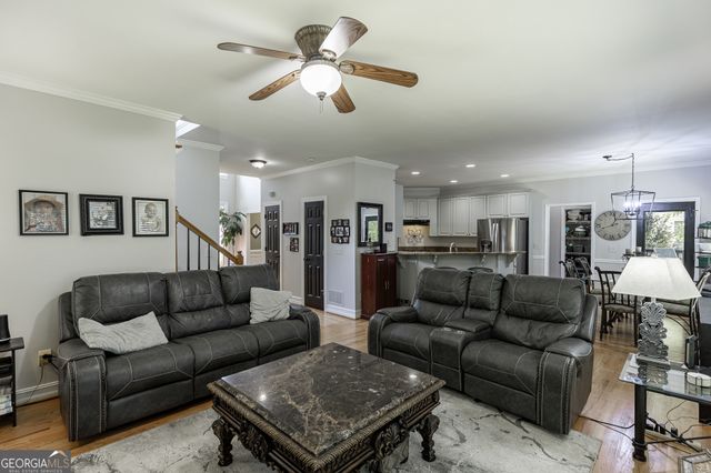 755 Braidwood Cove NW, Acworth, GA 30101