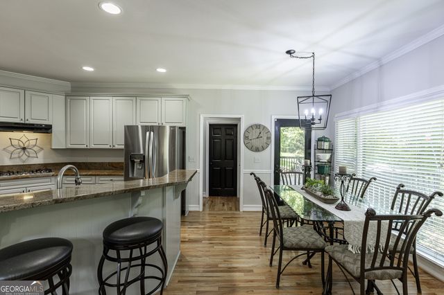755 Braidwood Cove NW, Acworth, GA 30101