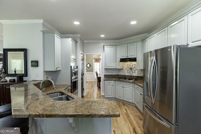 755 Braidwood Cove NW, Acworth, GA 30101