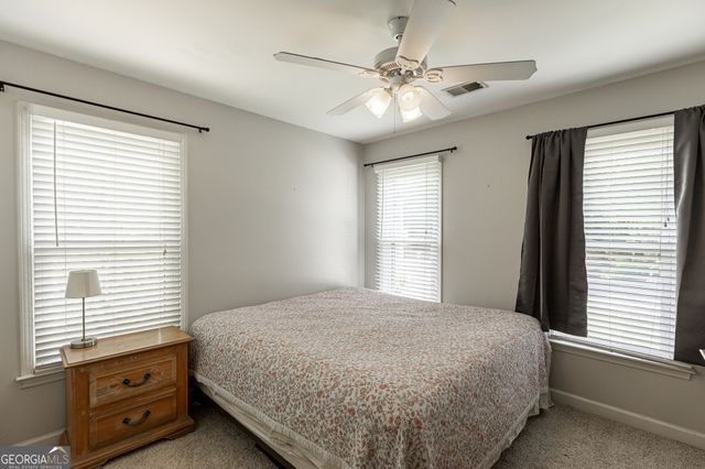 755 Braidwood Cove NW, Acworth, GA 30101