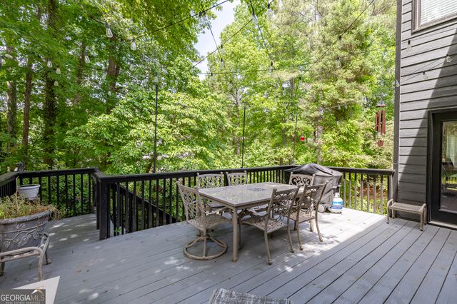 755 Braidwood Cove NW, Acworth, GA 30101