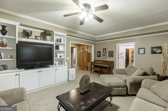 755 Braidwood Cove NW, Acworth, GA 30101
