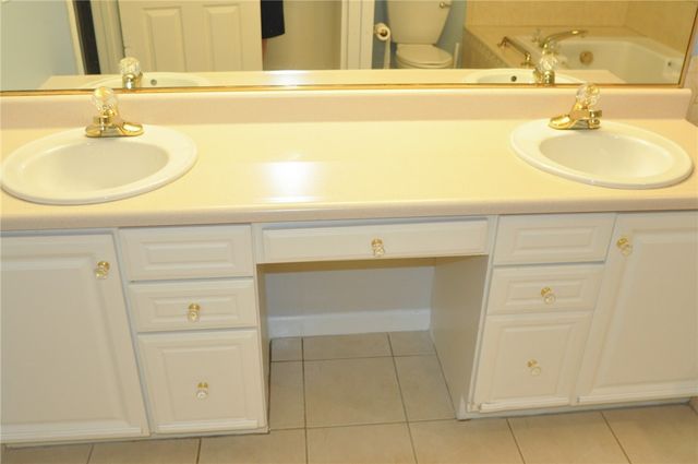 403 Hunt Club Dr, Hempfield Twp, PA 15601