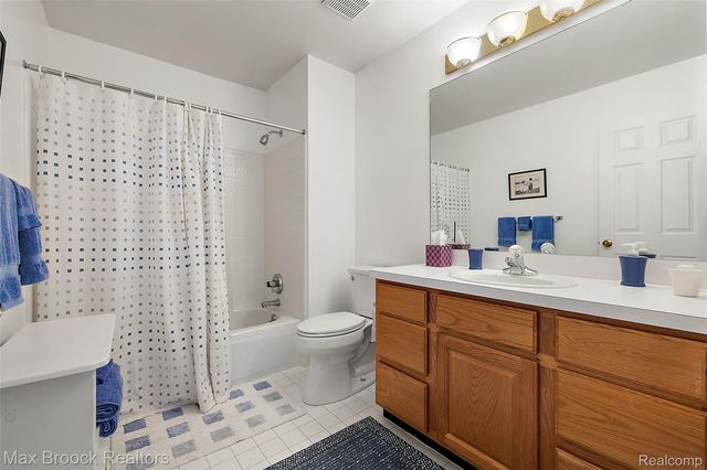 30847 Palmer Drive, Novi, MI 48377