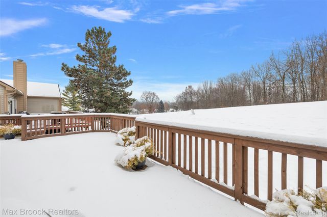 30847 Palmer Drive, Novi, MI 48377