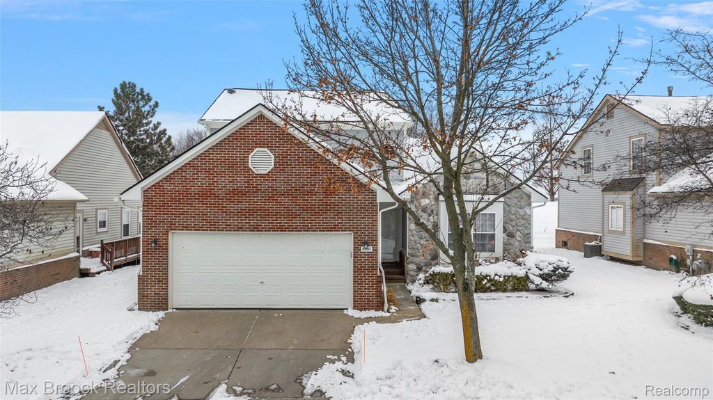 30847 Palmer Drive, Novi, MI 48377