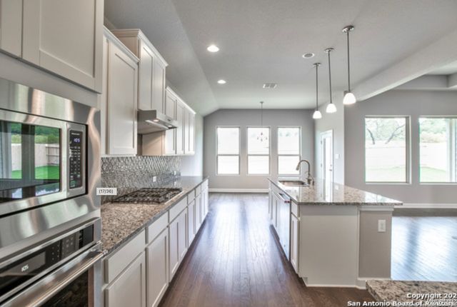 622 Singing Creek, Spring Branch, TX 78070