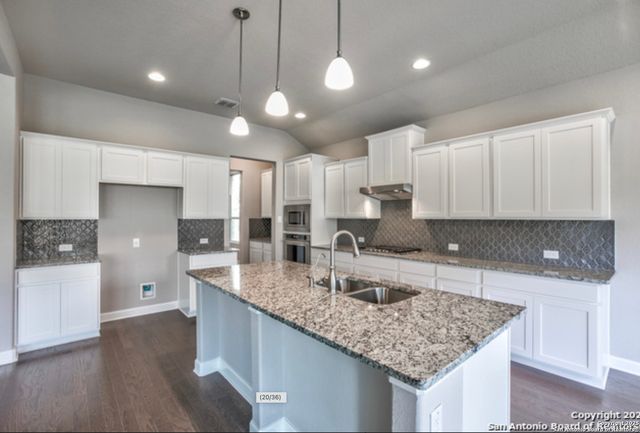 622 Singing Creek, Spring Branch, TX 78070