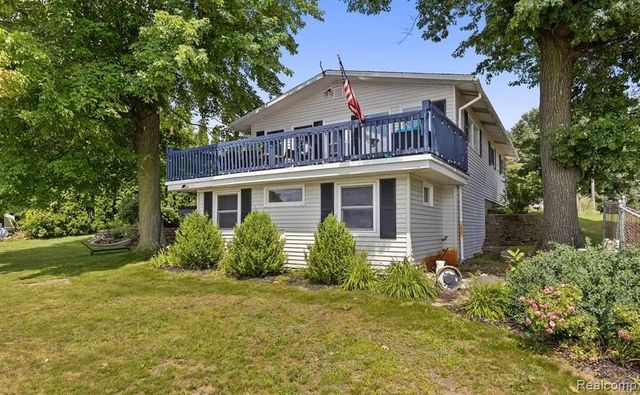 4991 Lakeview Drive, Coral, MI 49322