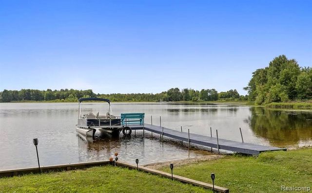 4991 Lakeview Drive, Coral, MI 49322